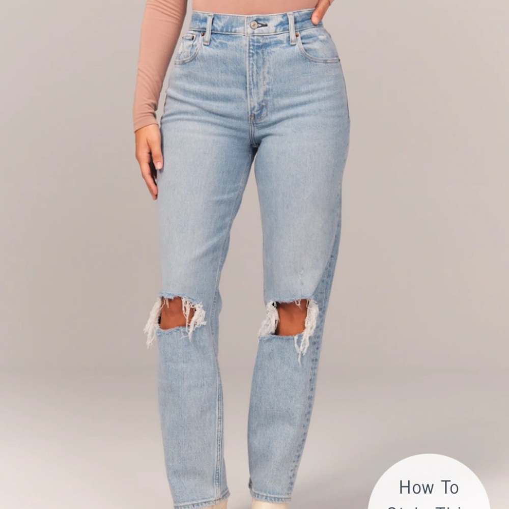 A & F | Curve Love 90s Jeans (Size: 27 S)